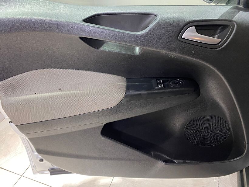 2021 Dizel Manuel Ford Tourneo Courier Gümüş Gri Gürel Tasarım Aksesuar Otomotiv San. Tic. Ltd. Şti.