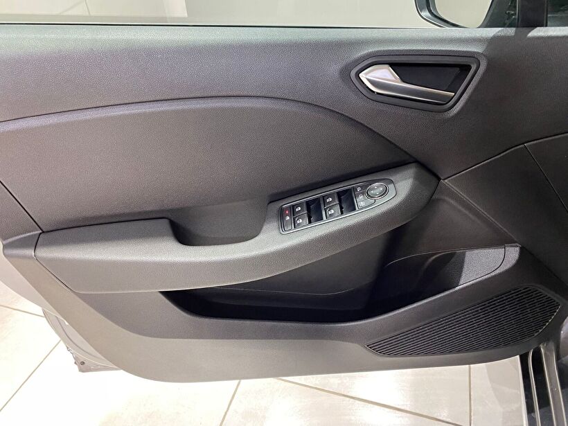 2025 Benzin Otomatik Renault Clio Gri Gürel Tasarım Aksesuar Otomotiv San. Tic. Ltd. Şti.