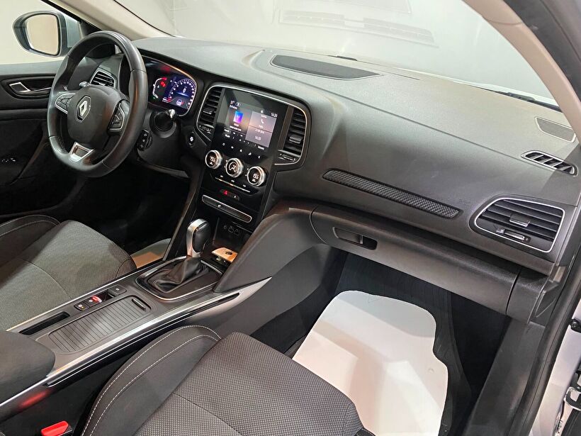 2023 Benzin Otomatik Renault Megane Gri Gürel Tasarım Aksesuar Otomotiv San. Tic. Ltd. Şti.