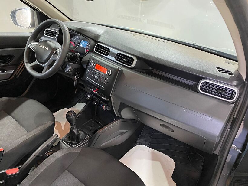 2022 Benzin Manuel Dacia Duster Gri Gürel Tasarım Aksesuar Otomotiv San. Tic. Ltd. Şti.