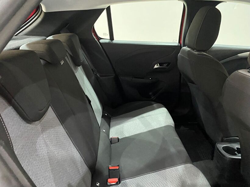 2025 Benzin Otomatik Opel Corsa Kırmızı Gürel Tasarım Aksesuar Otomotiv San. Tic. Ltd. Şti.