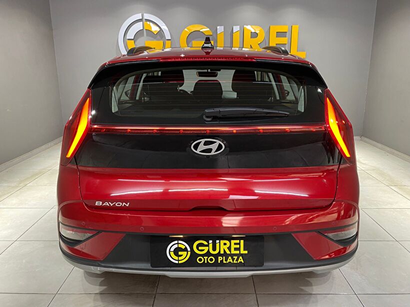 2024 Benzin Otomatik Hyundai Bayon Kırmızı Gürel Tasarım Aksesuar Otomotiv San. Tic. Ltd. Şti.