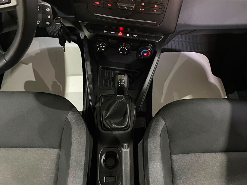 2023 Benzin Otomatik Dacia Duster Beyaz Gürel Tasarım Aksesuar Otomotiv San. Tic. Ltd. Şti.