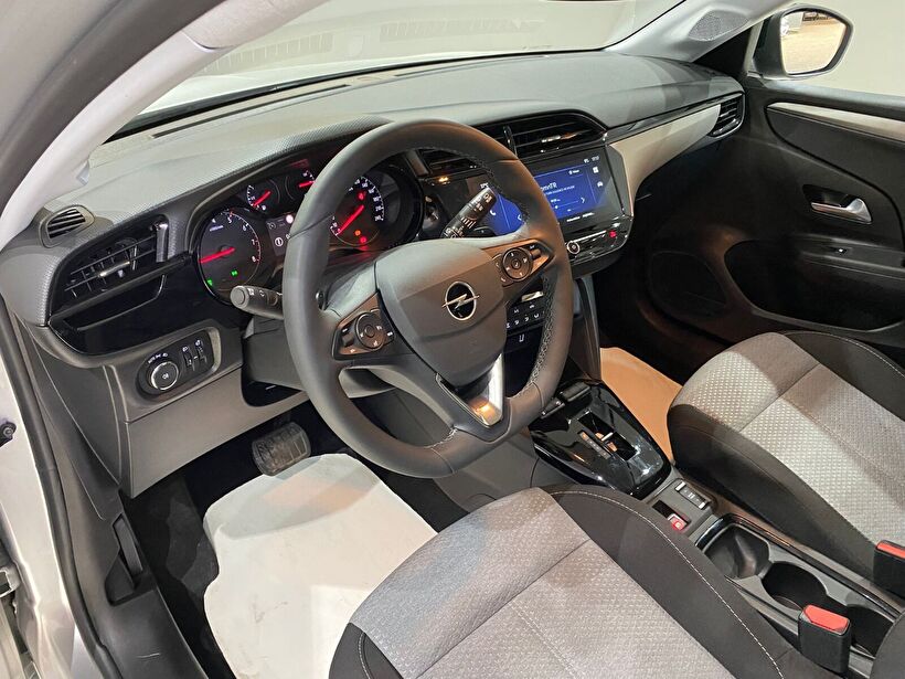 2025 Benzin Otomatik Opel Corsa Gümüş Gri Gürel Tasarım Aksesuar Otomotiv San. Tic. Ltd. Şti.