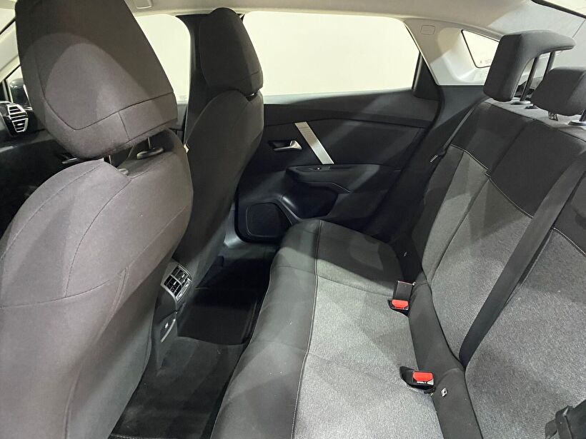 2025 Benzin Otomatik Citroen C4 X Gri Gürel Tasarım Aksesuar Otomotiv San. Tic. Ltd. Şti.