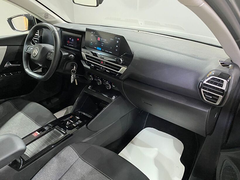 2025 Benzin Otomatik Citroen C4 X Gri Gürel Tasarım Aksesuar Otomotiv San. Tic. Ltd. Şti.