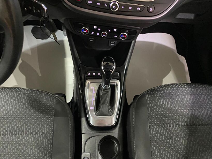 2024 Benzin Otomatik Opel Crossland Beyaz Gürel Tasarım Aksesuar Otomotiv San. Tic. Ltd. Şti.