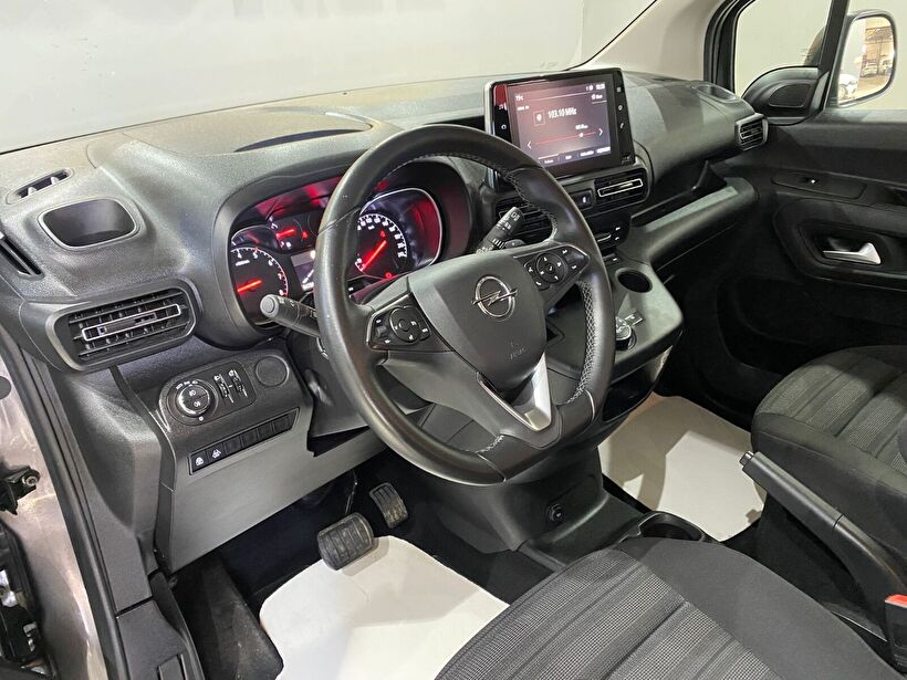 2021 Dizel Otomatik Opel Combo Gri Gürel Tasarım Aksesuar Otomotiv San. Tic. Ltd. Şti.