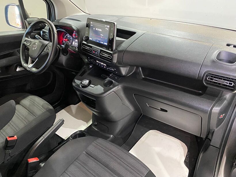 2021 Dizel Otomatik Opel Combo Gri Gürel Tasarım Aksesuar Otomotiv San. Tic. Ltd. Şti.