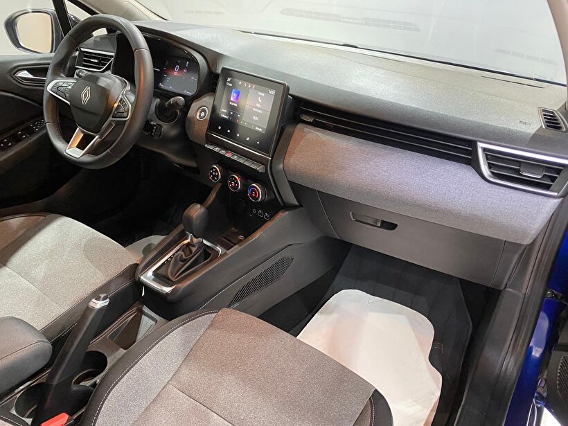 2024 Benzin Otomatik Renault Clio Mavi Gürel Tasarım Aksesuar Otomotiv San. Tic. Ltd. Şti.