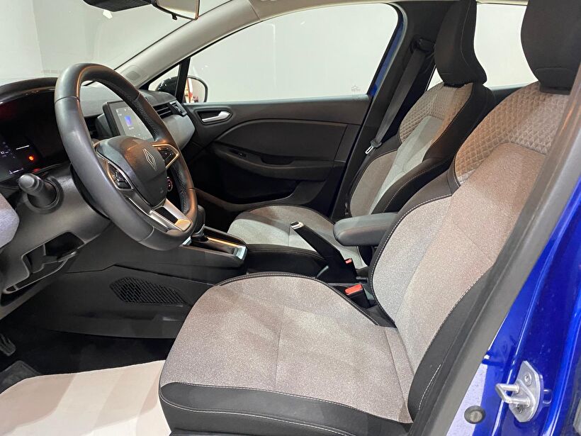 2024 Benzin Otomatik Renault Clio Mavi Gürel Tasarım Aksesuar Otomotiv San. Tic. Ltd. Şti.