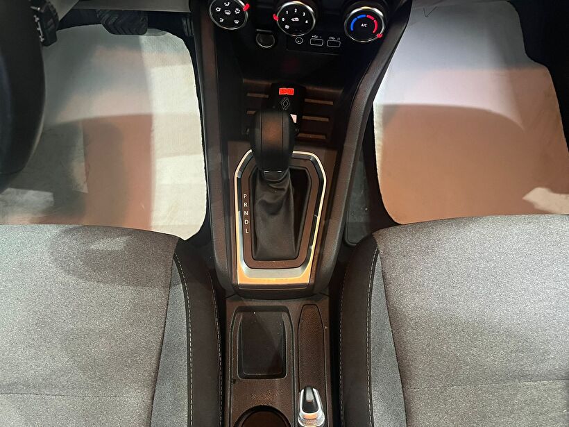 2023 Benzin Otomatik Renault Clio Gri Gürel Tasarım Aksesuar Otomotiv San. Tic. Ltd. Şti.