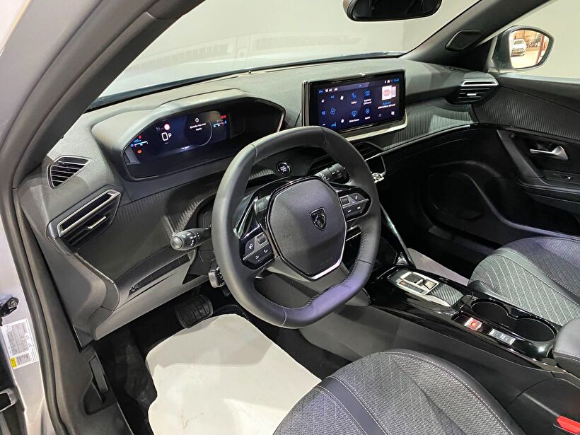 2025 Benzin Otomatik Peugeot 2008 Gri Gürel Tasarım Aksesuar Otomotiv San. Tic. Ltd. Şti.