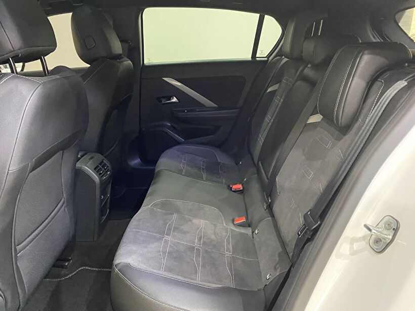 2024 Elektrik Otomatik Opel Astra-e Beyaz Gürel Tasarım Aksesuar Otomotiv San. Tic. Ltd. Şti.