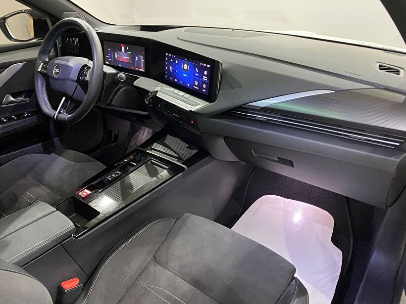 2024 Elektrik Otomatik Opel Astra-e Beyaz Gürel Tasarım Aksesuar Otomotiv San. Tic. Ltd. Şti.