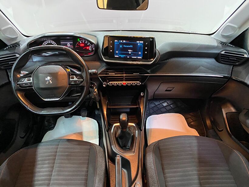 2022 Benzin Manuel Peugeot 208 Kırmızı Gürel Tasarım Aksesuar Otomotiv San. Tic. Ltd. Şti.