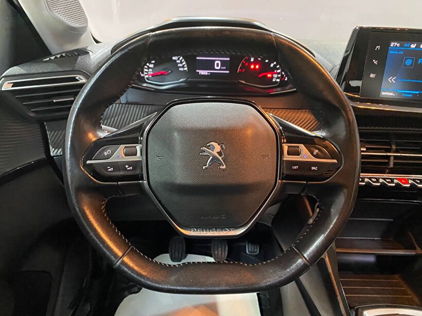 2022 Benzin Manuel Peugeot 208 Kırmızı Gürel Tasarım Aksesuar Otomotiv San. Tic. Ltd. Şti.