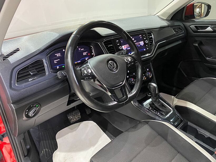 2020 Benzin Otomatik Volkswagen T-Roc Kırmızı Gürel Tasarım Aksesuar Otomotiv San. Tic. Ltd. Şti.