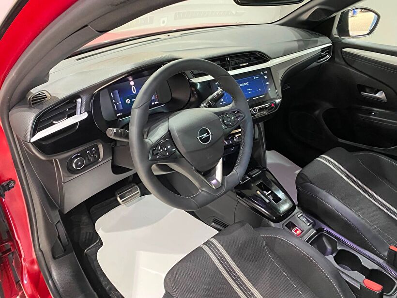 2025 Benzin Otomatik Opel Corsa Kırmızı Gürel Tasarım Aksesuar Otomotiv San. Tic. Ltd. Şti.