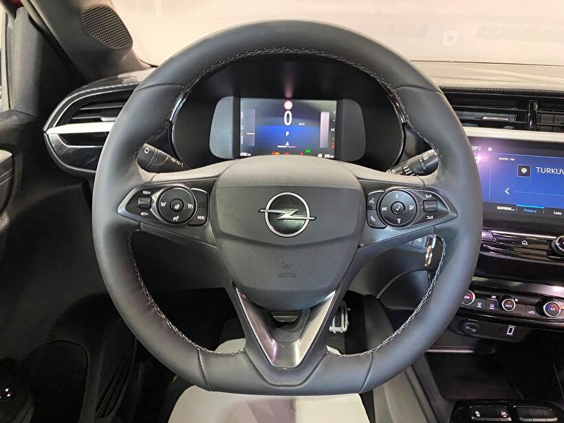 2025 Benzin Otomatik Opel Corsa Kırmızı Gürel Tasarım Aksesuar Otomotiv San. Tic. Ltd. Şti.