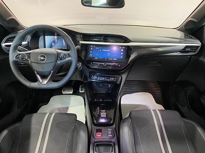 2025 Benzin Otomatik Opel Corsa Kırmızı Gürel Tasarım Aksesuar Otomotiv San. Tic. Ltd. Şti.