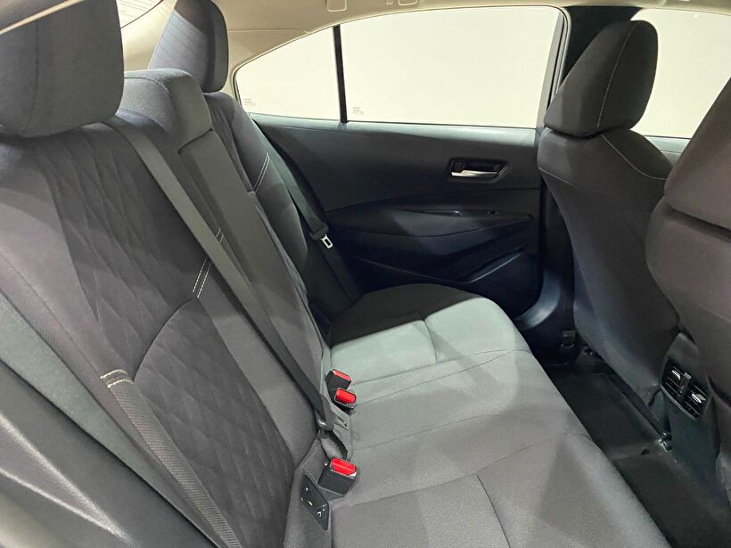 2022 Benzin Otomatik Toyota Corolla Beyaz Gürel Tasarım Aksesuar Otomotiv San. Tic. Ltd. Şti.