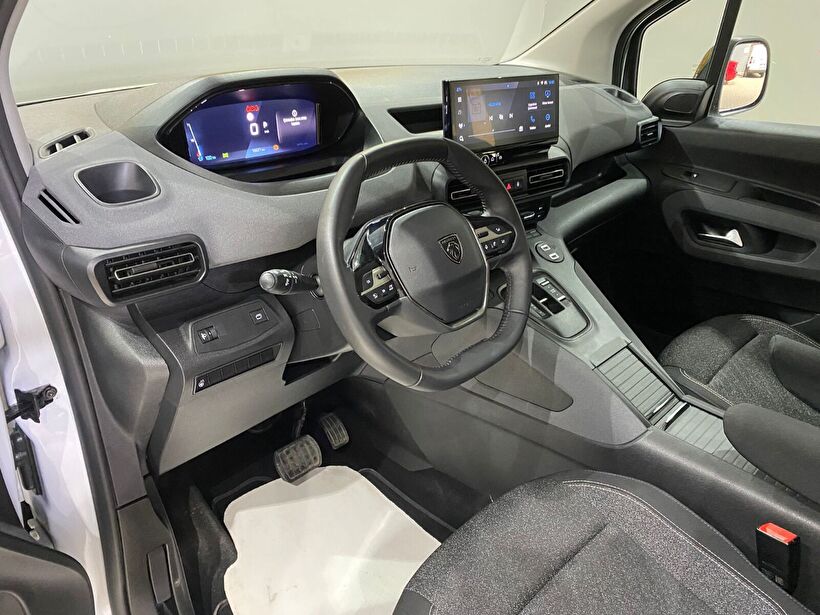 2025 Dizel Otomatik Peugeot Rifter Beyaz Gürel Tasarım Aksesuar Otomotiv San. Tic. Ltd. Şti.