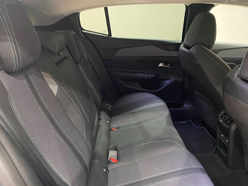 2024 Benzin Otomatik Peugeot 408 Mavi Gürel Tasarım Aksesuar Otomotiv San. Tic. Ltd. Şti.