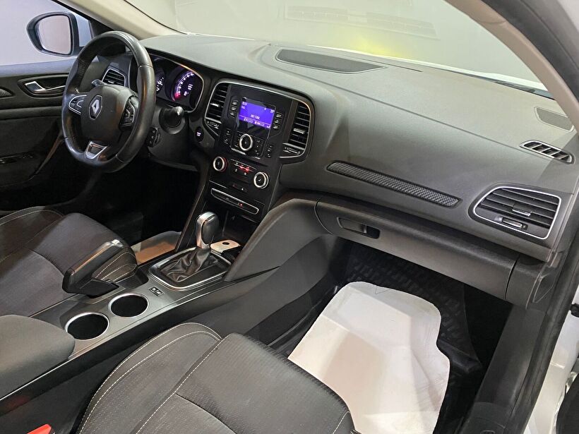 2020 Dizel Otomatik Renault Megane Beyaz Gürel Tasarım Aksesuar Otomotiv San. Tic. Ltd. Şti.