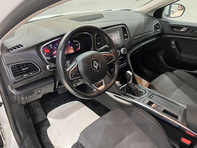 2023 Benzin Otomatik Renault Megane Beyaz Gürel Tasarım Aksesuar Otomotiv San. Tic. Ltd. Şti.