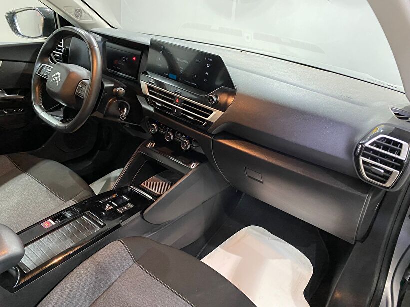 2023 Benzin Otomatik Citroen C4 X Gri Gürel Tasarım Aksesuar Otomotiv San. Tic. Ltd. Şti.