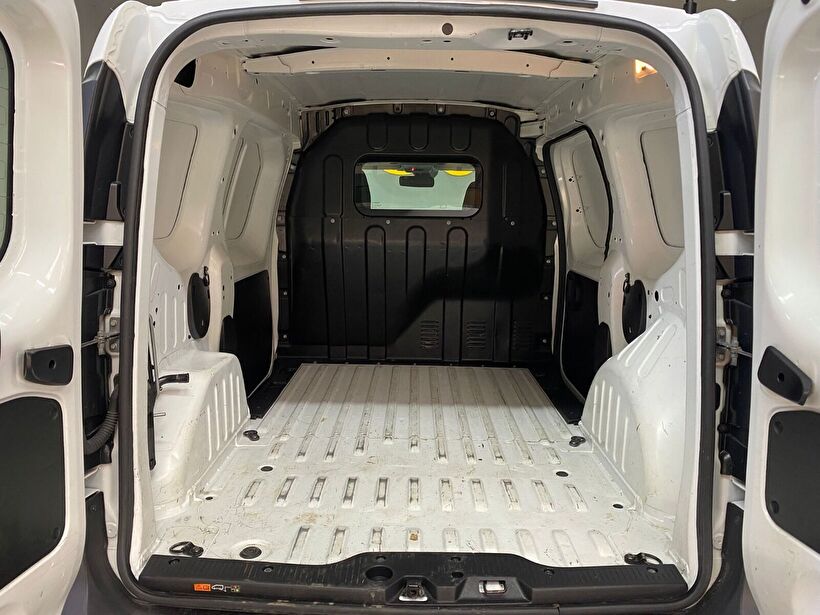 2023 Dizel Manuel Renault Express Van Beyaz Gürel Tasarım Aksesuar Otomotiv San. Tic. Ltd. Şti.