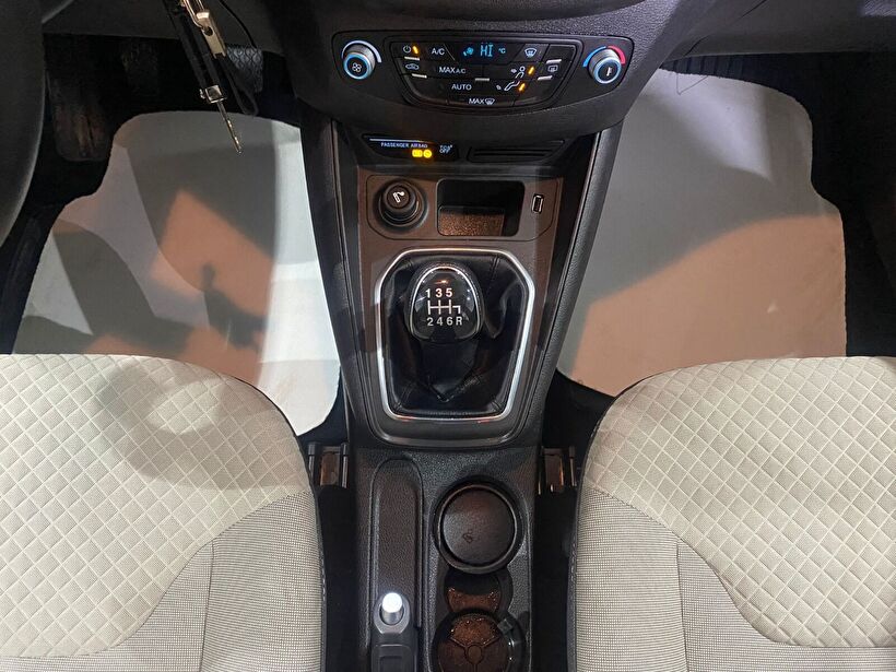 2023 Benzin Manuel Ford Tourneo Courier Beyaz Gürel Tasarım Aksesuar Otomotiv San. Tic. Ltd. Şti.