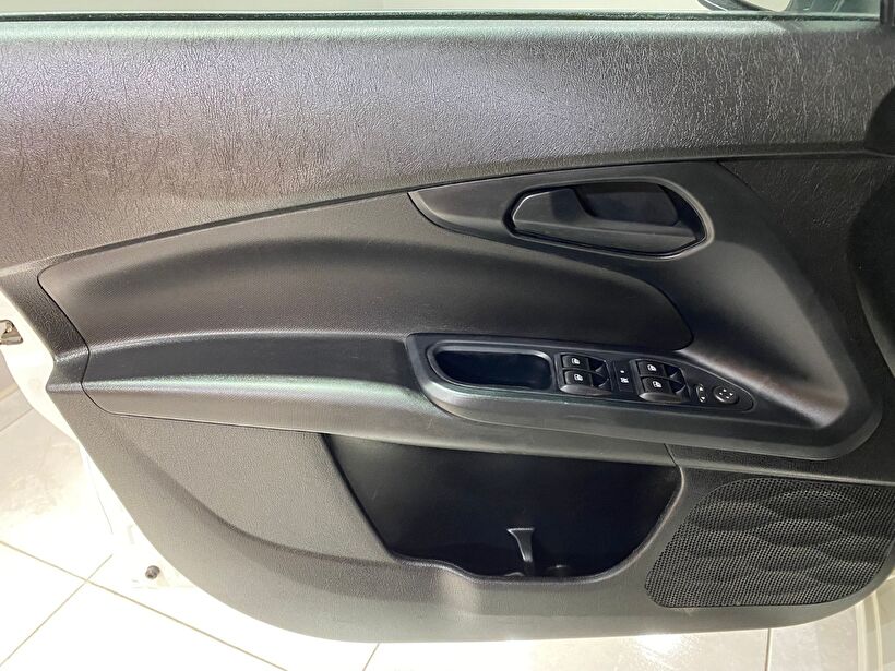 2023 Dizel Manuel Fiat Egea Beyaz Gürel Tasarım Aksesuar Otomotiv San. Tic. Ltd. Şti.