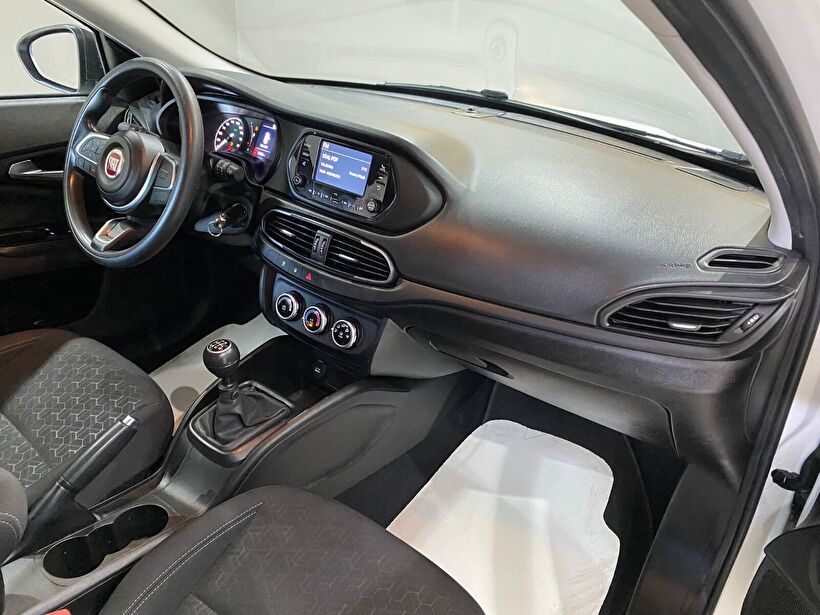 2023 Benzin Manuel Fiat Egea Cross Beyaz Gürel Tasarım Aksesuar Otomotiv San. Tic. Ltd. Şti.
