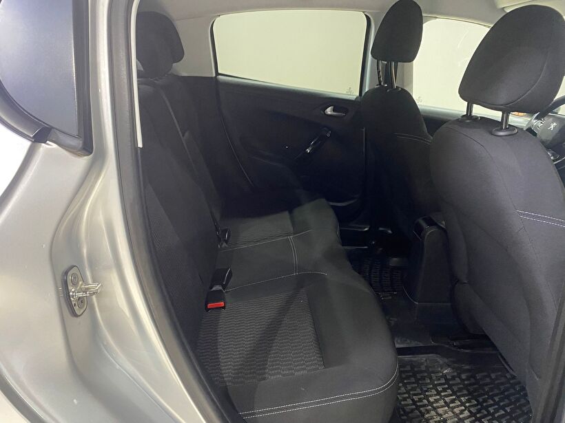 2017 Benzin Manuel Peugeot 208 Gümüş Gri Gürel Tasarım Aksesuar Otomotiv San. Tic. Ltd. Şti.