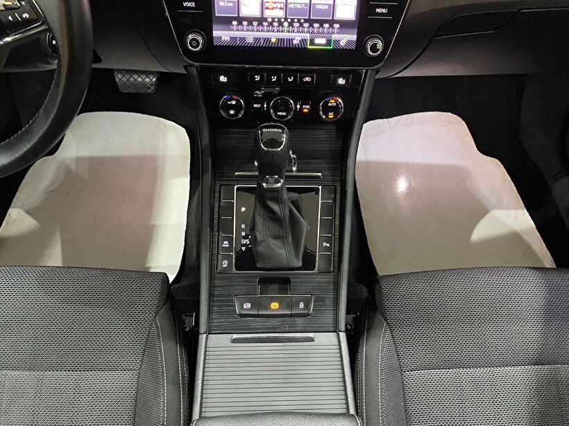2023 Benzin Otomatik Skoda Superb Gri Gürel Tasarım Aksesuar Otomotiv San. Tic. Ltd. Şti.