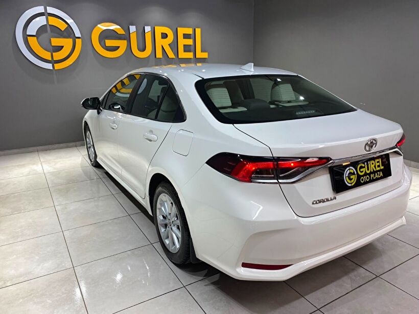 2022 Benzin Otomatik Toyota Corolla Beyaz Gürel Tasarım Aksesuar Otomotiv San. Tic. Ltd. Şti.