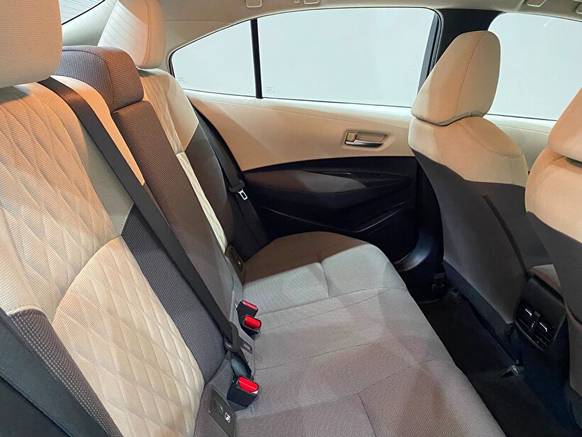 2022 Benzin Otomatik Toyota Corolla Beyaz Gürel Tasarım Aksesuar Otomotiv San. Tic. Ltd. Şti.