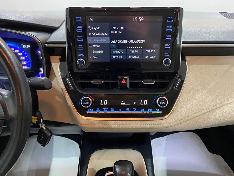 2022 Benzin Otomatik Toyota Corolla Beyaz Gürel Tasarım Aksesuar Otomotiv San. Tic. Ltd. Şti.