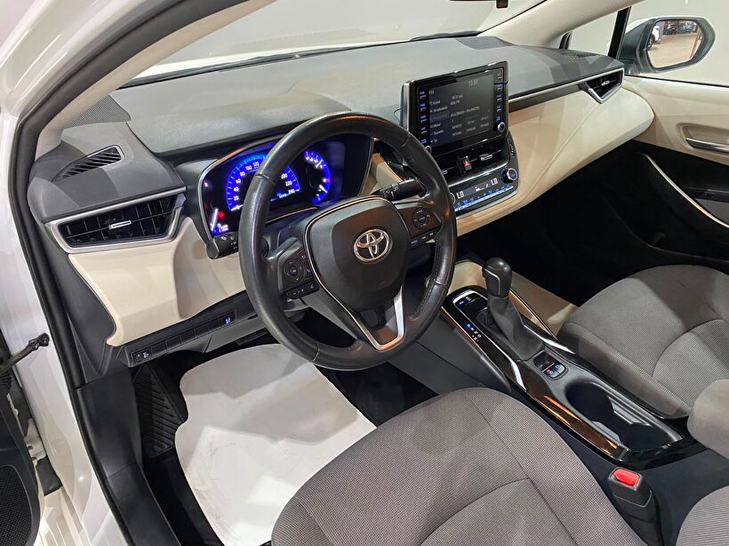 2022 Benzin Otomatik Toyota Corolla Beyaz Gürel Tasarım Aksesuar Otomotiv San. Tic. Ltd. Şti.