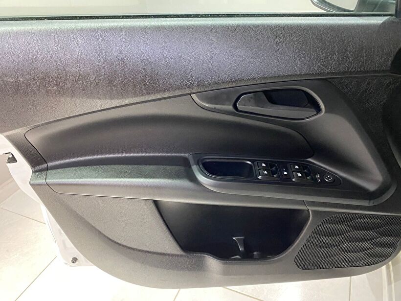 2023 Dizel Otomatik Fiat Egea Beyaz Gürel Tasarım Aksesuar Otomotiv San. Tic. Ltd. Şti.