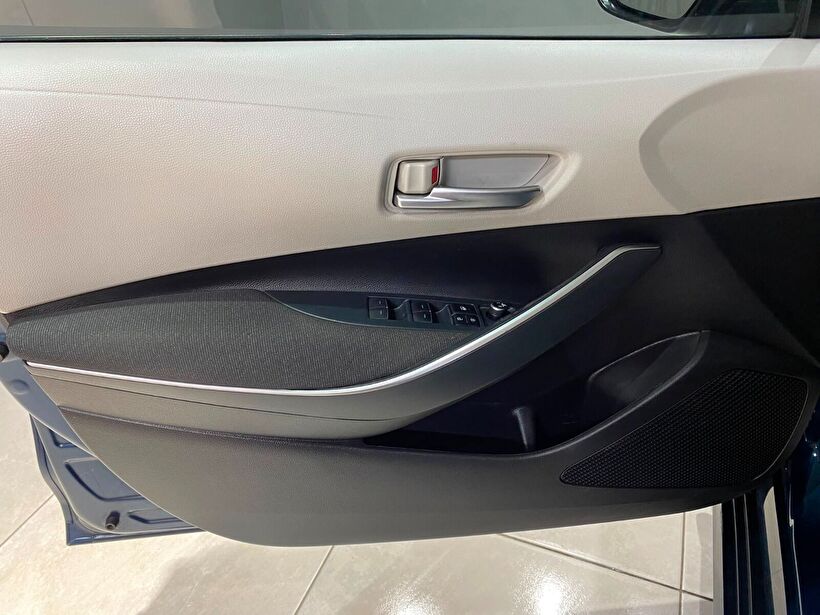 2023 Benzin Otomatik Toyota Corolla Mavi Gürel Tasarım Aksesuar Otomotiv San. Tic. Ltd. Şti.
