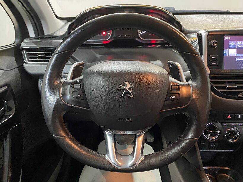 2017 Benzin Otomatik Peugeot 208 Beyaz Gürel Tasarım Aksesuar Otomotiv San. Tic. Ltd. Şti.