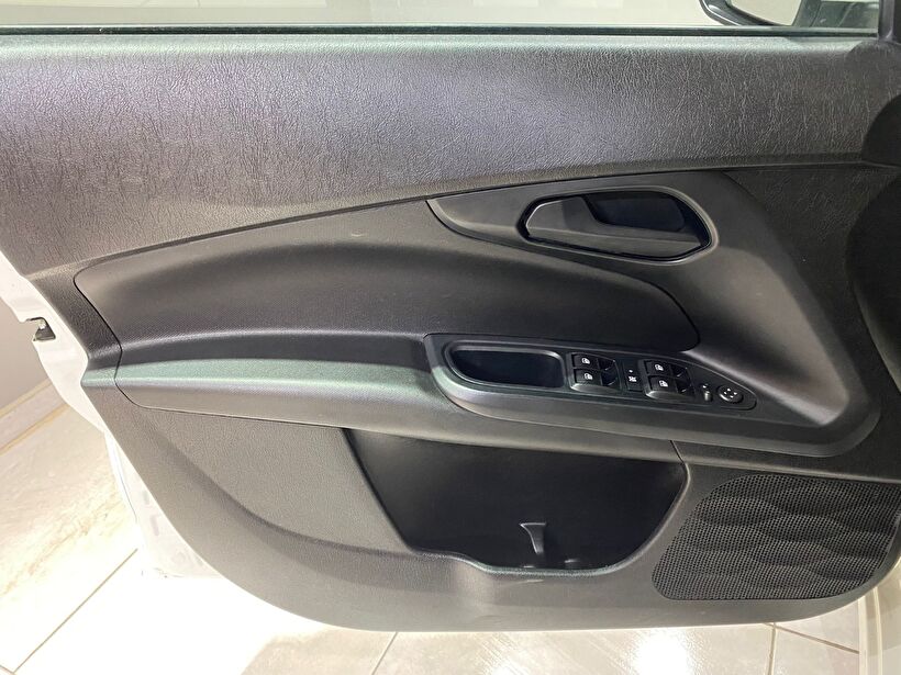 2022 Dizel Otomatik Fiat Egea Beyaz Gürel Tasarım Aksesuar Otomotiv San. Tic. Ltd. Şti.