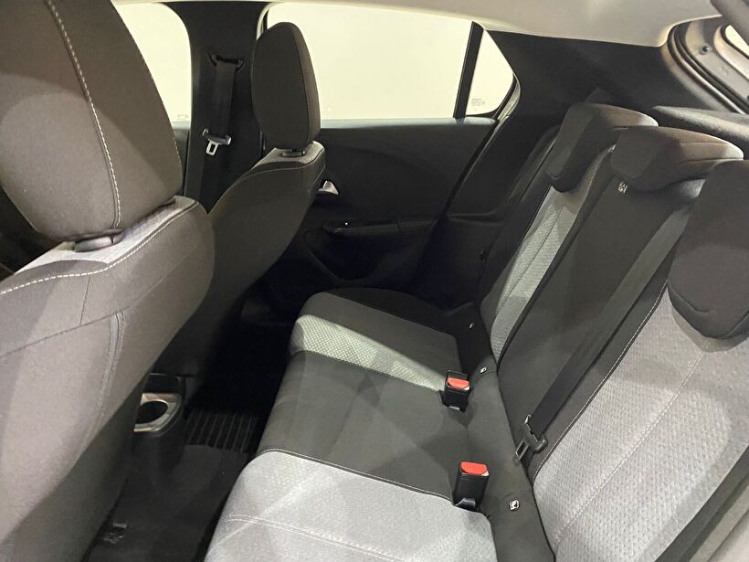2025 Benzin Otomatik Opel Corsa Gümüş Gri Gürel Tasarım Aksesuar Otomotiv San. Tic. Ltd. Şti.