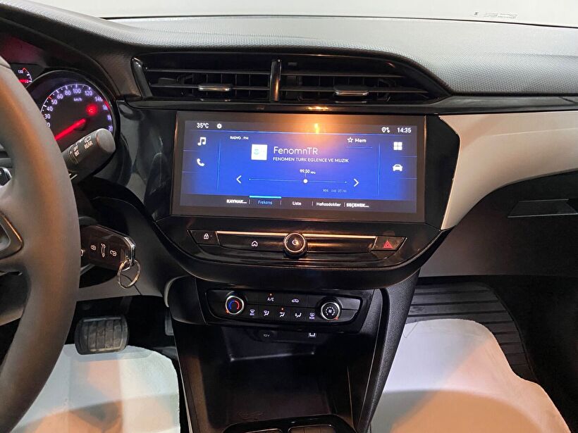 2025 Benzin Otomatik Opel Corsa Gümüş Gri Gürel Tasarım Aksesuar Otomotiv San. Tic. Ltd. Şti.