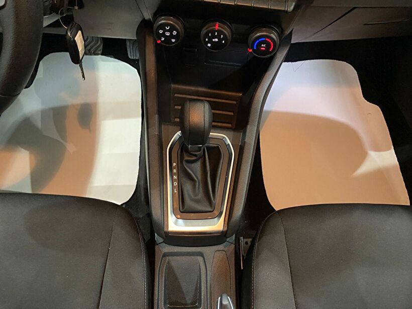 2023 Benzin Otomatik Renault Clio Beyaz Gürel Tasarım Aksesuar Otomotiv San. Tic. Ltd. Şti.