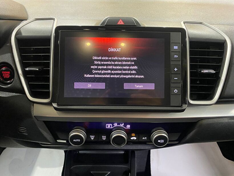 2022 Benzin Otomatik Honda City Beyaz Gürel Tasarım Aksesuar Otomotiv San. Tic. Ltd. Şti.