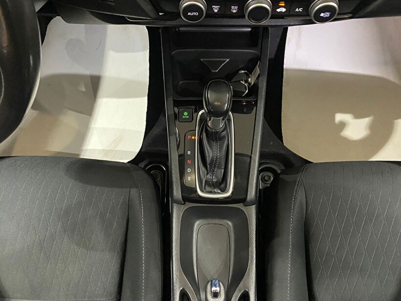 2022 Benzin Otomatik Honda City Beyaz Gürel Tasarım Aksesuar Otomotiv San. Tic. Ltd. Şti.